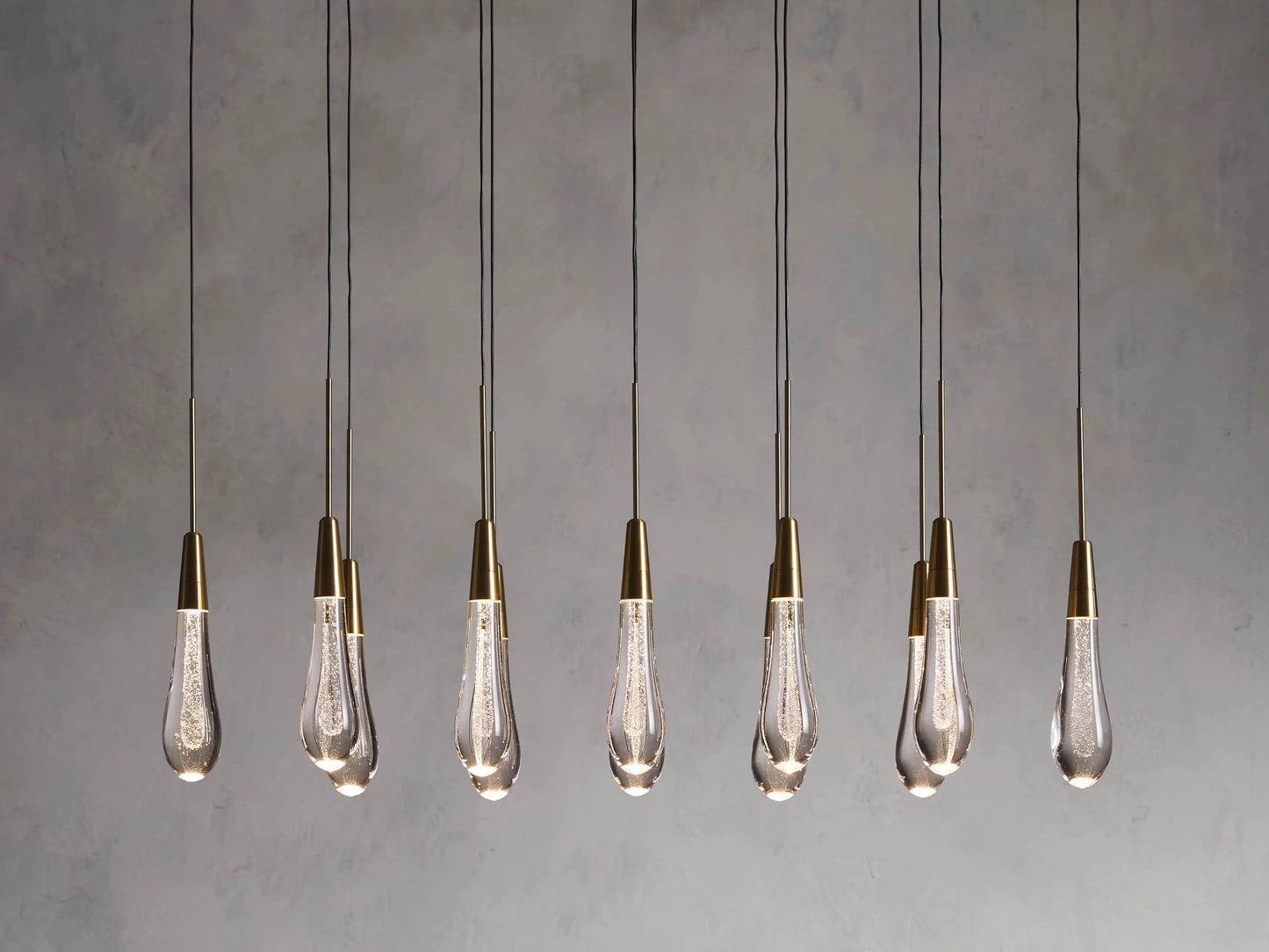 Soltaire Glass Linear Chandelier