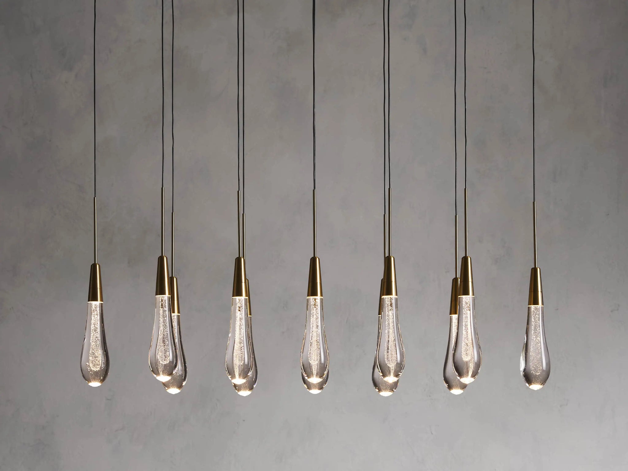 Soltaire Glass Linear Chandelier