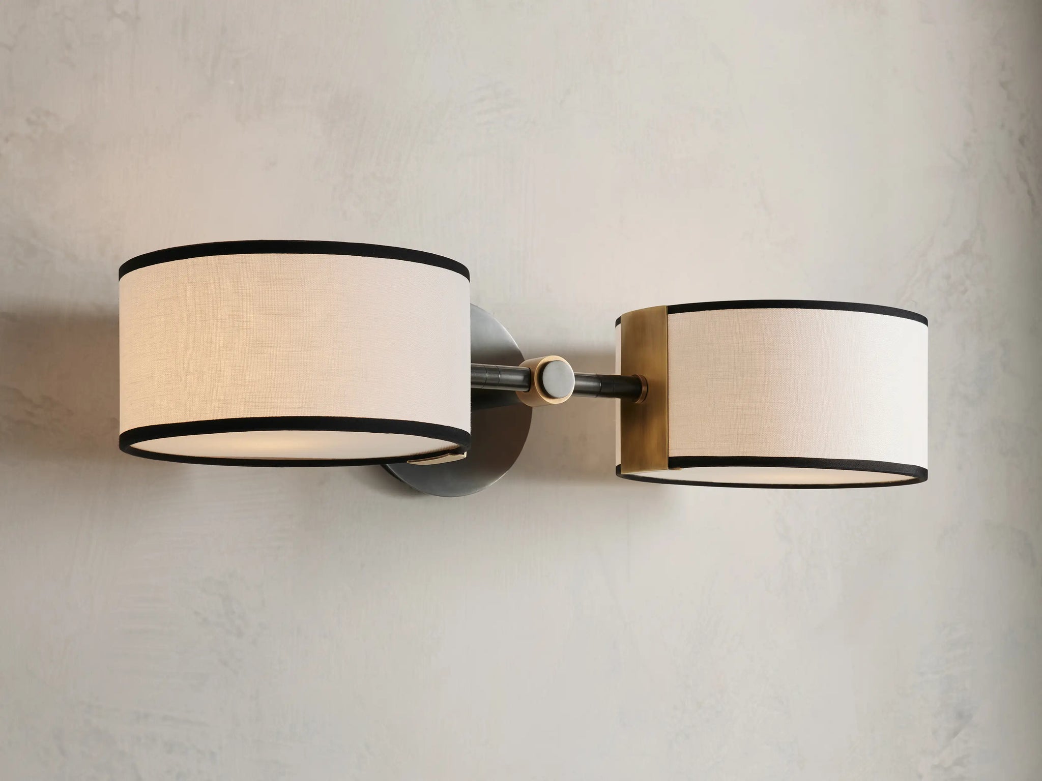 Daphne Double Sconce