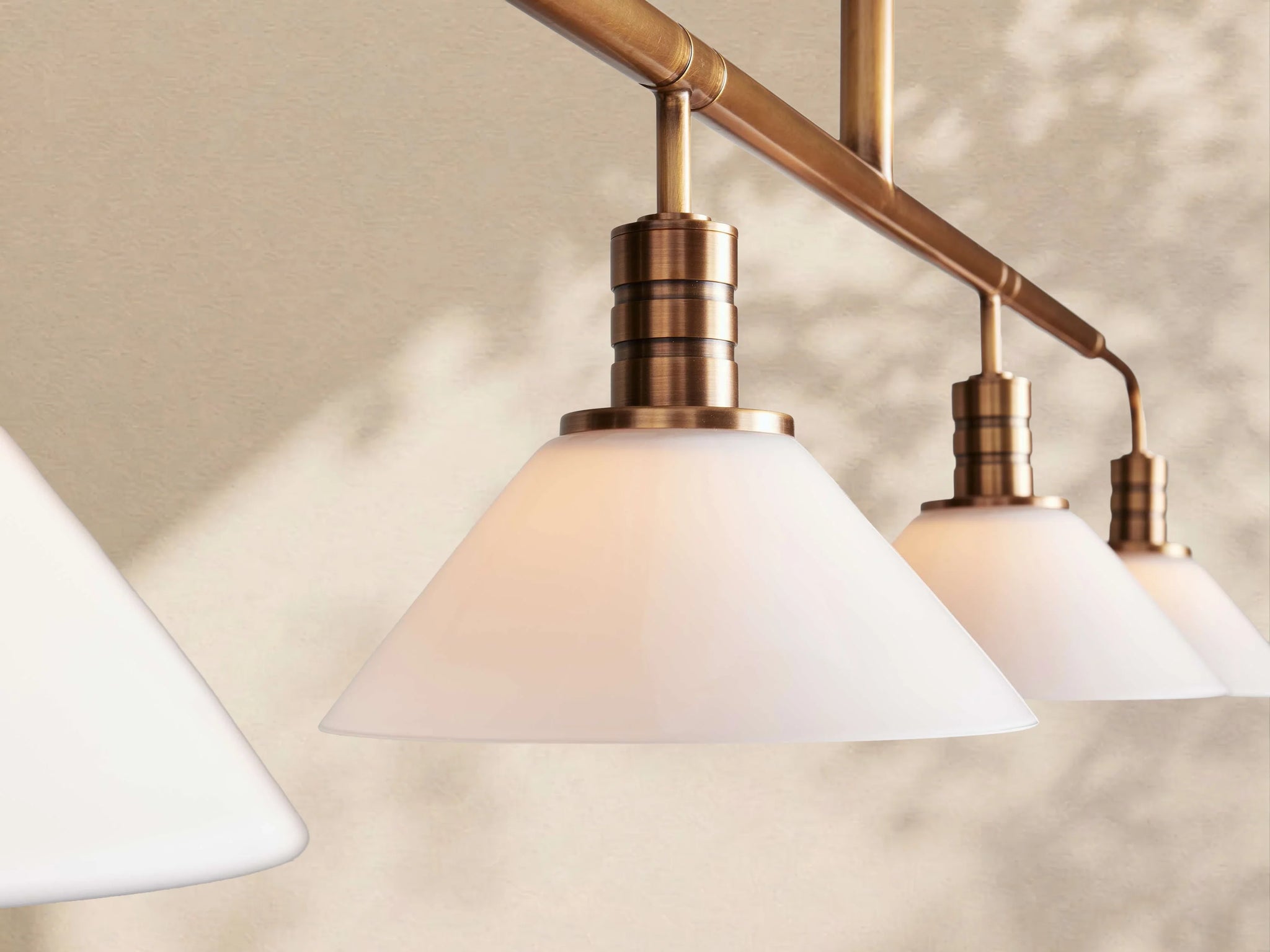 Theriond Cone Cluster Linear Chandelier