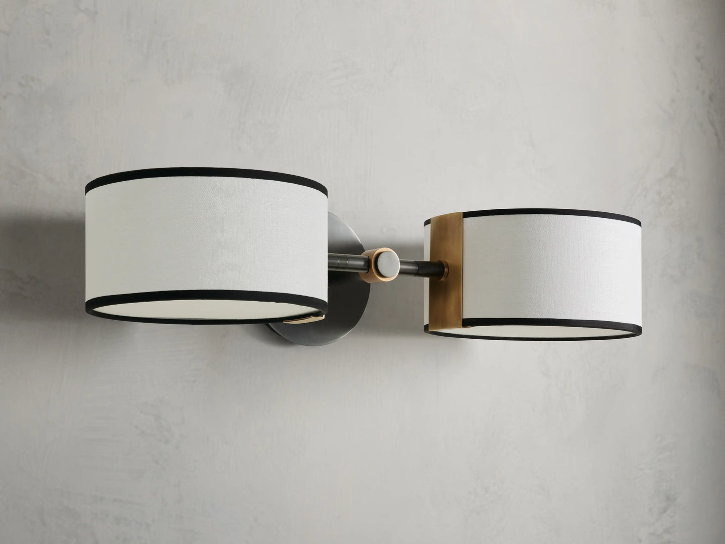 Daphne Double Sconce