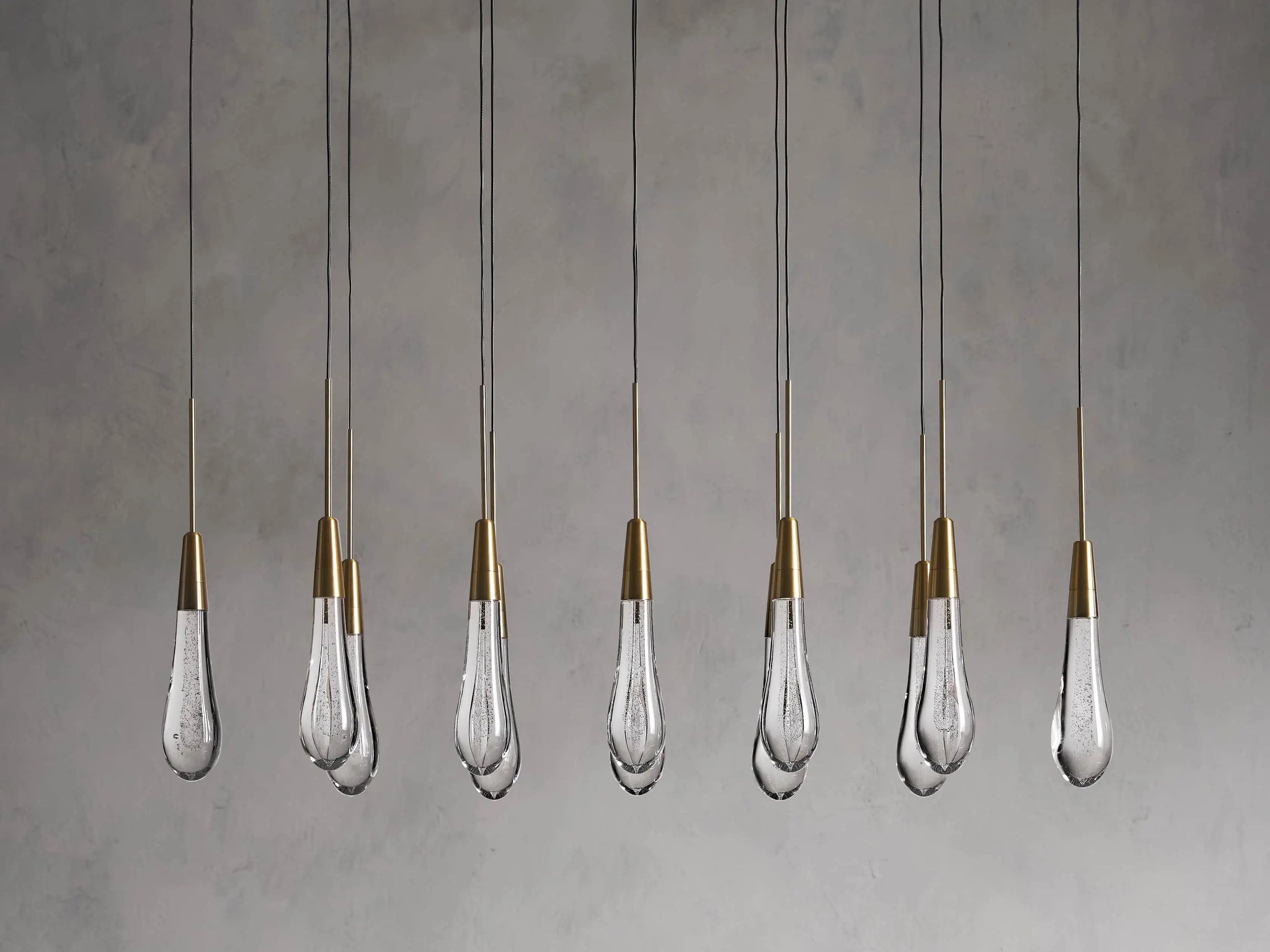 Soltaire Glass Linear Chandelier