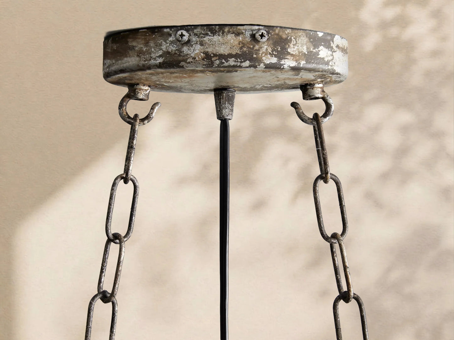 La Catiefa Oval Chandelier