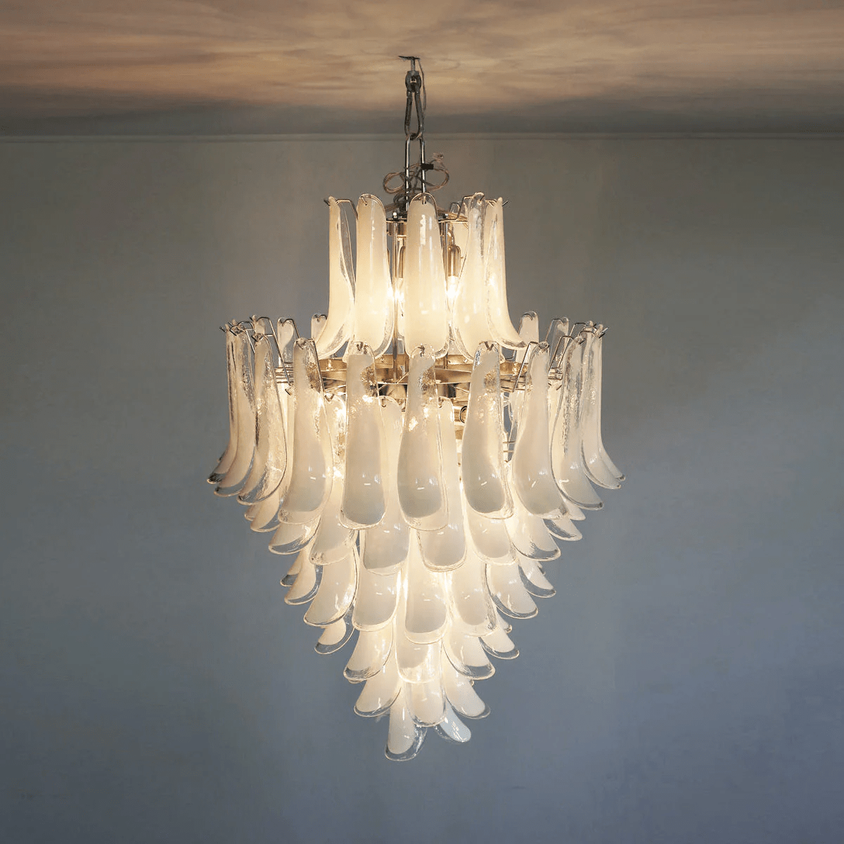 Dravina Glass Petals Pendant Lamp 31.5″D
