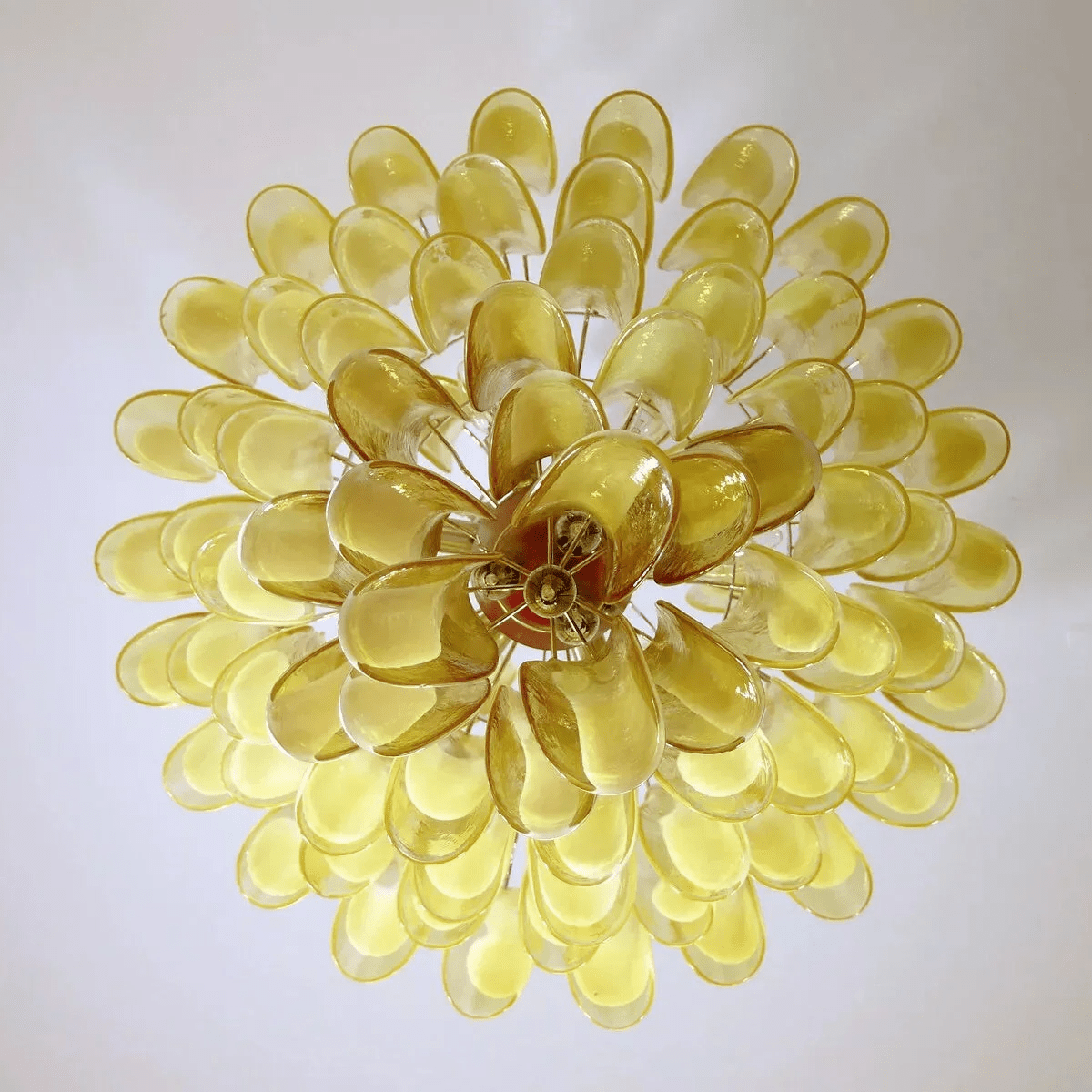 Dravina Glass Petals Pendant Lamp 31.5″D