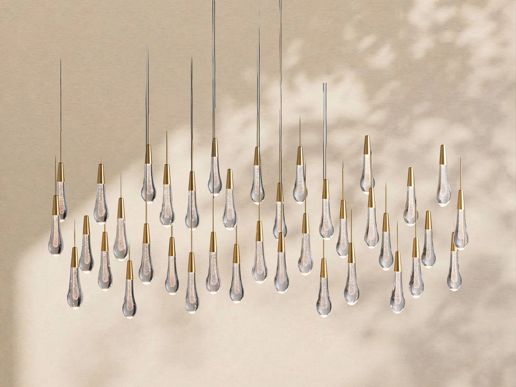 Soltaire Glass Linear Chandelier