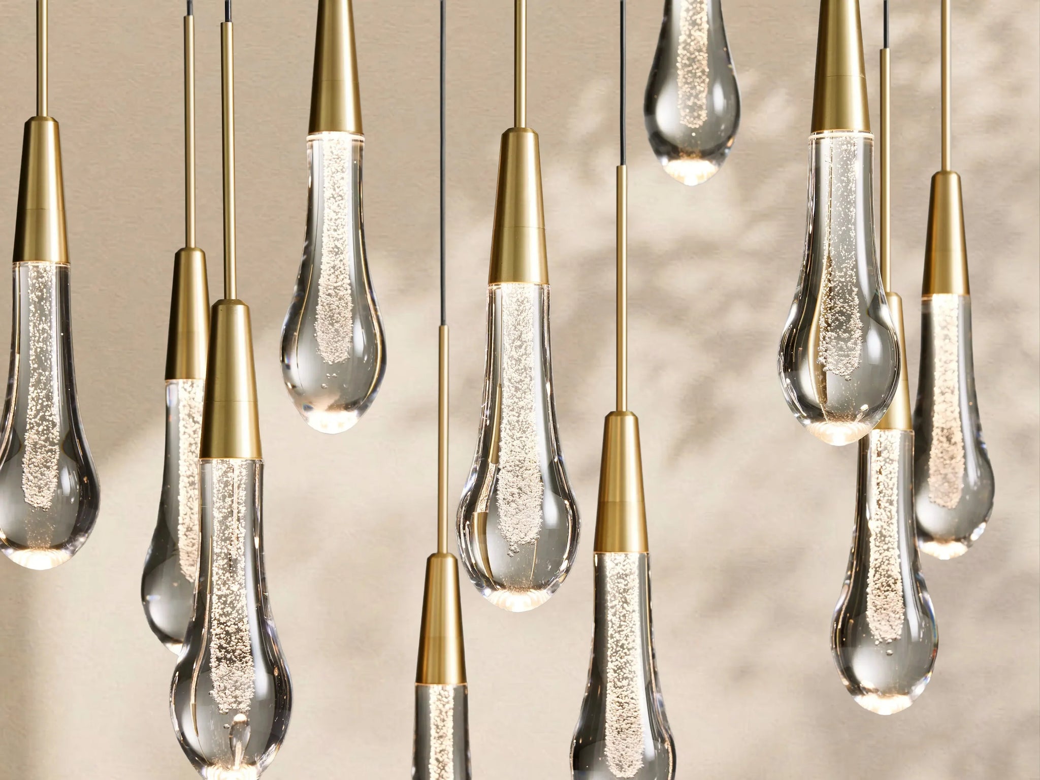 Soltaire Glass Linear Chandelier