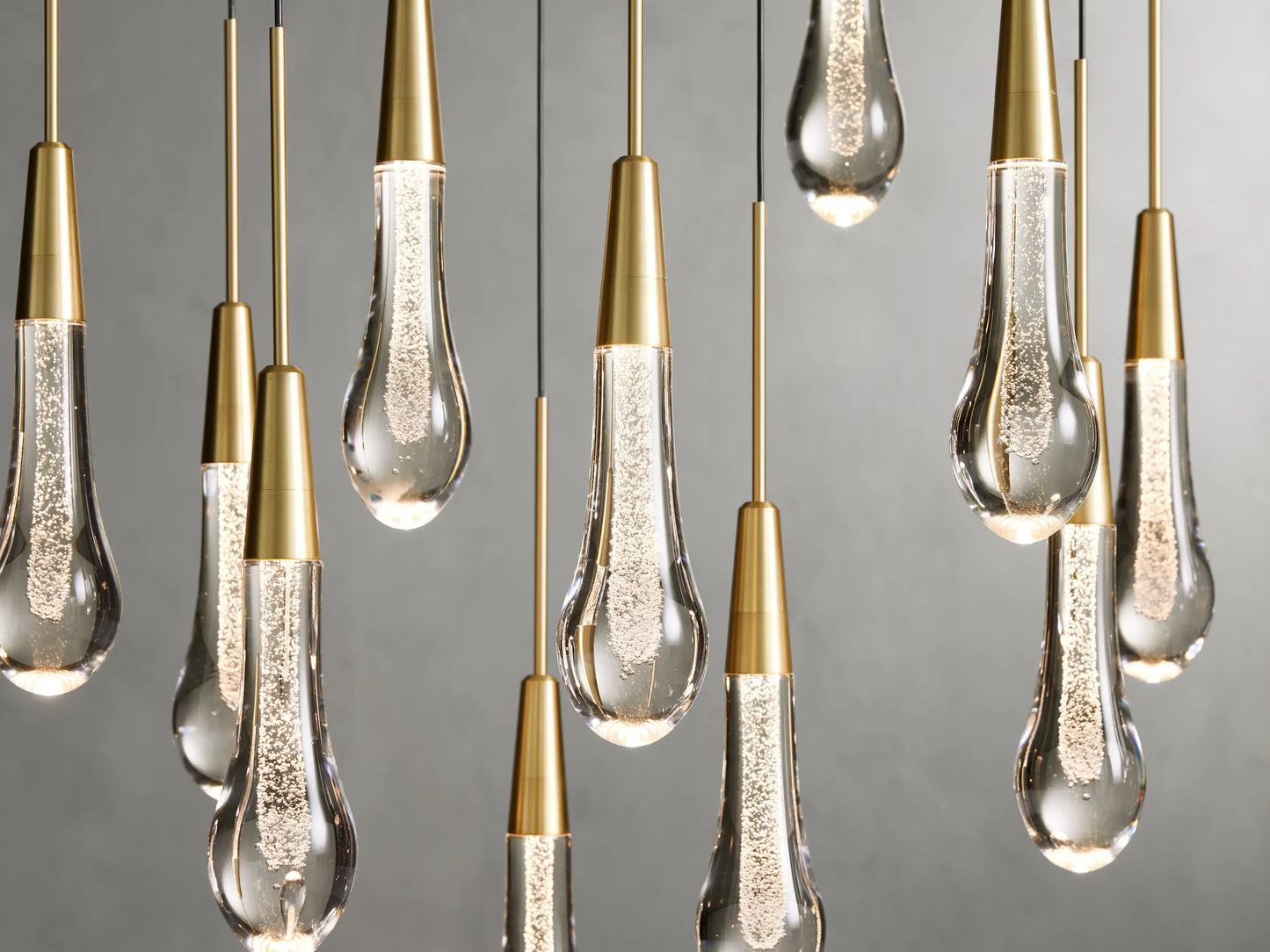 Soltaire Glass Linear Chandelier