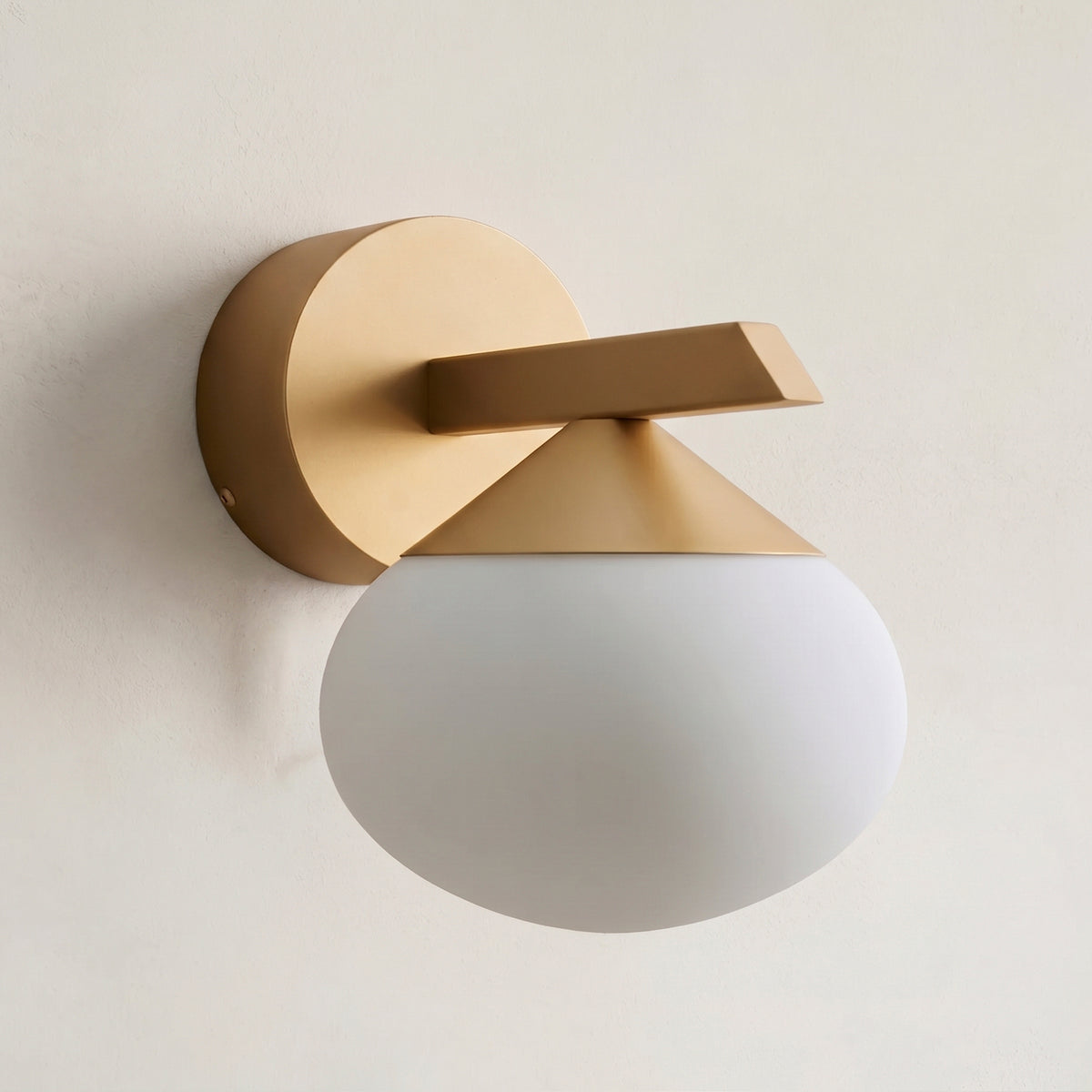 Costella Sconce