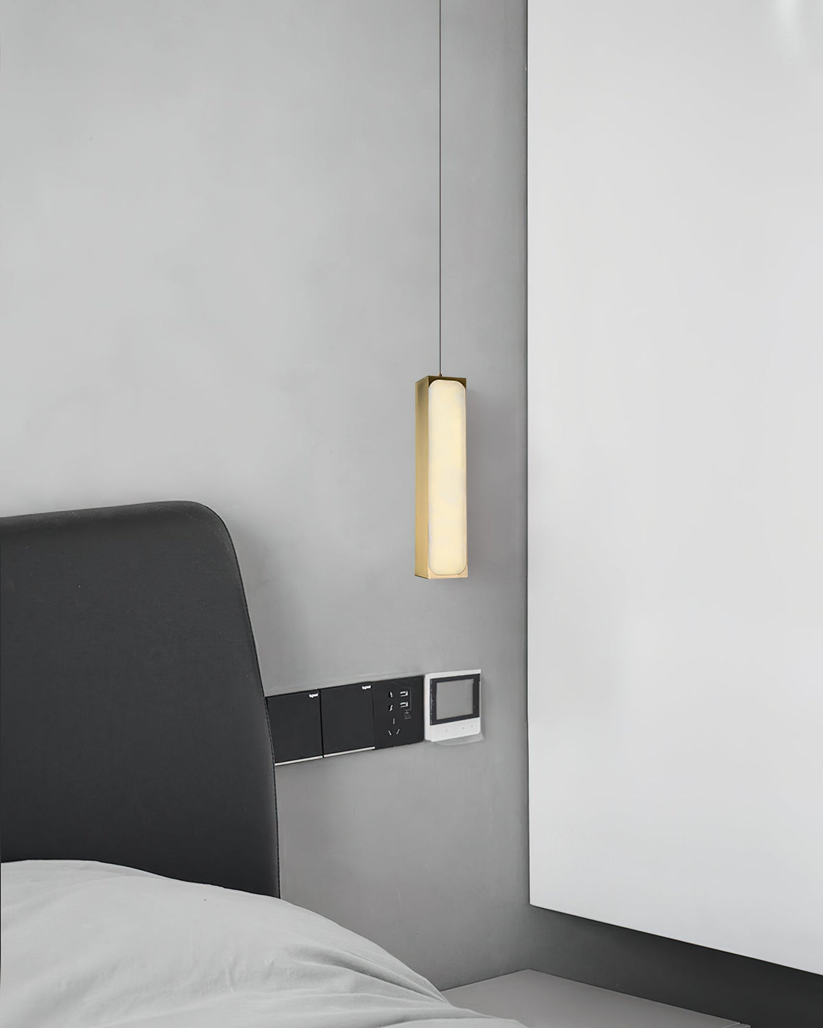 Chaos Alabaster Pendant Light