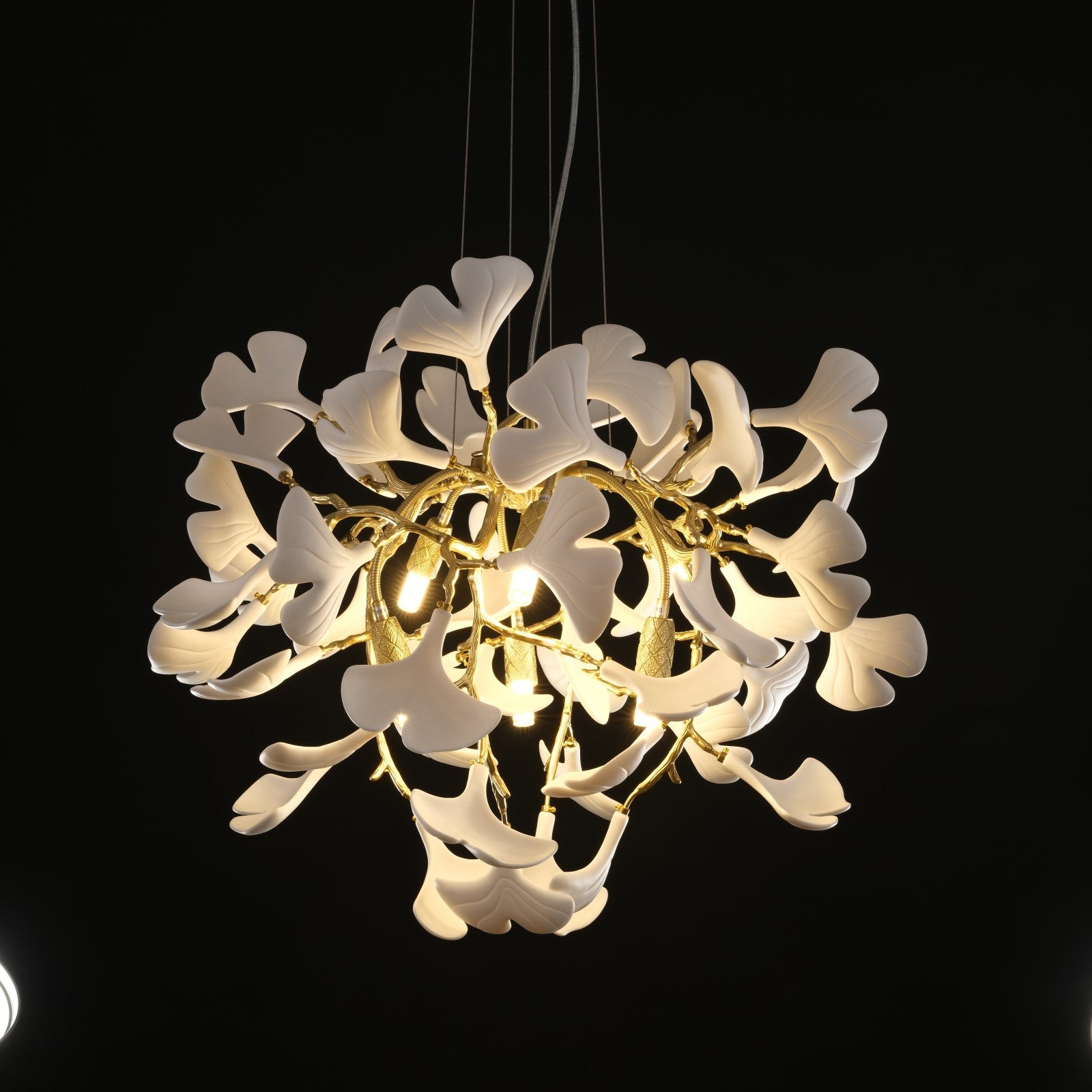 Ginkgo Ceramic Round Chandelier 24"
