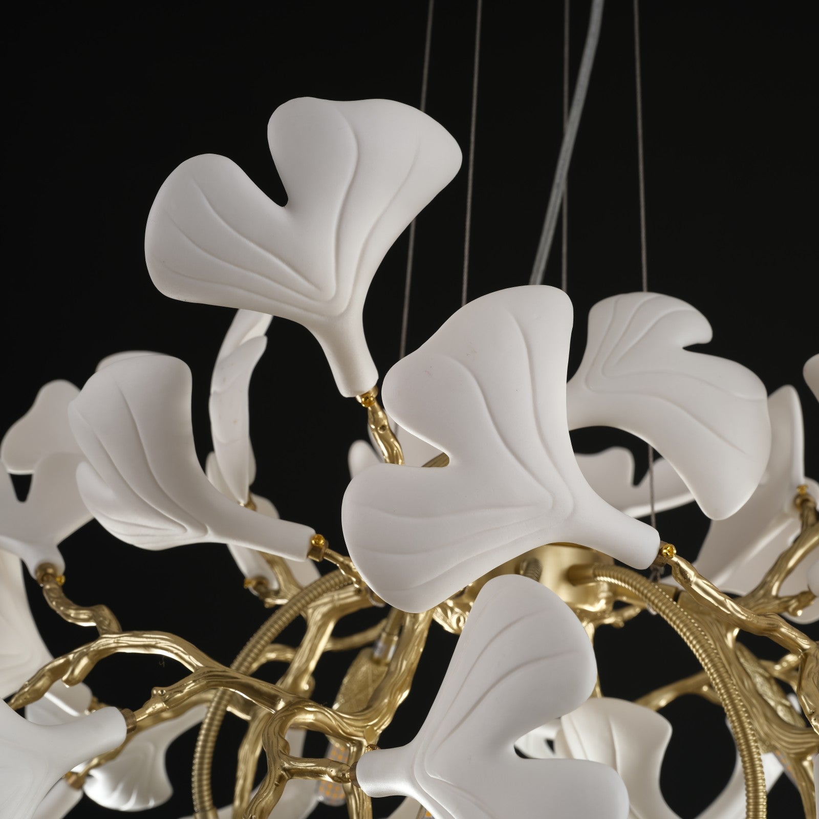 Ginkgo Ceramic Round Chandelier 24"