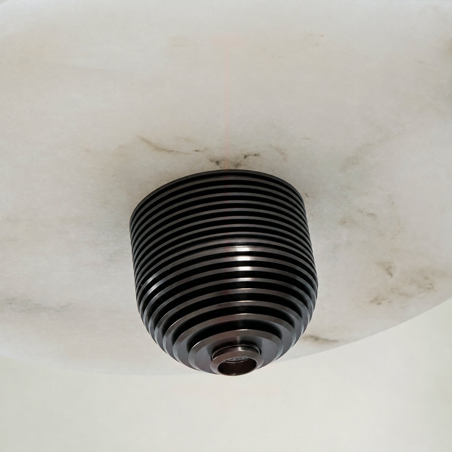 Median Alabaster Mono Pendant
