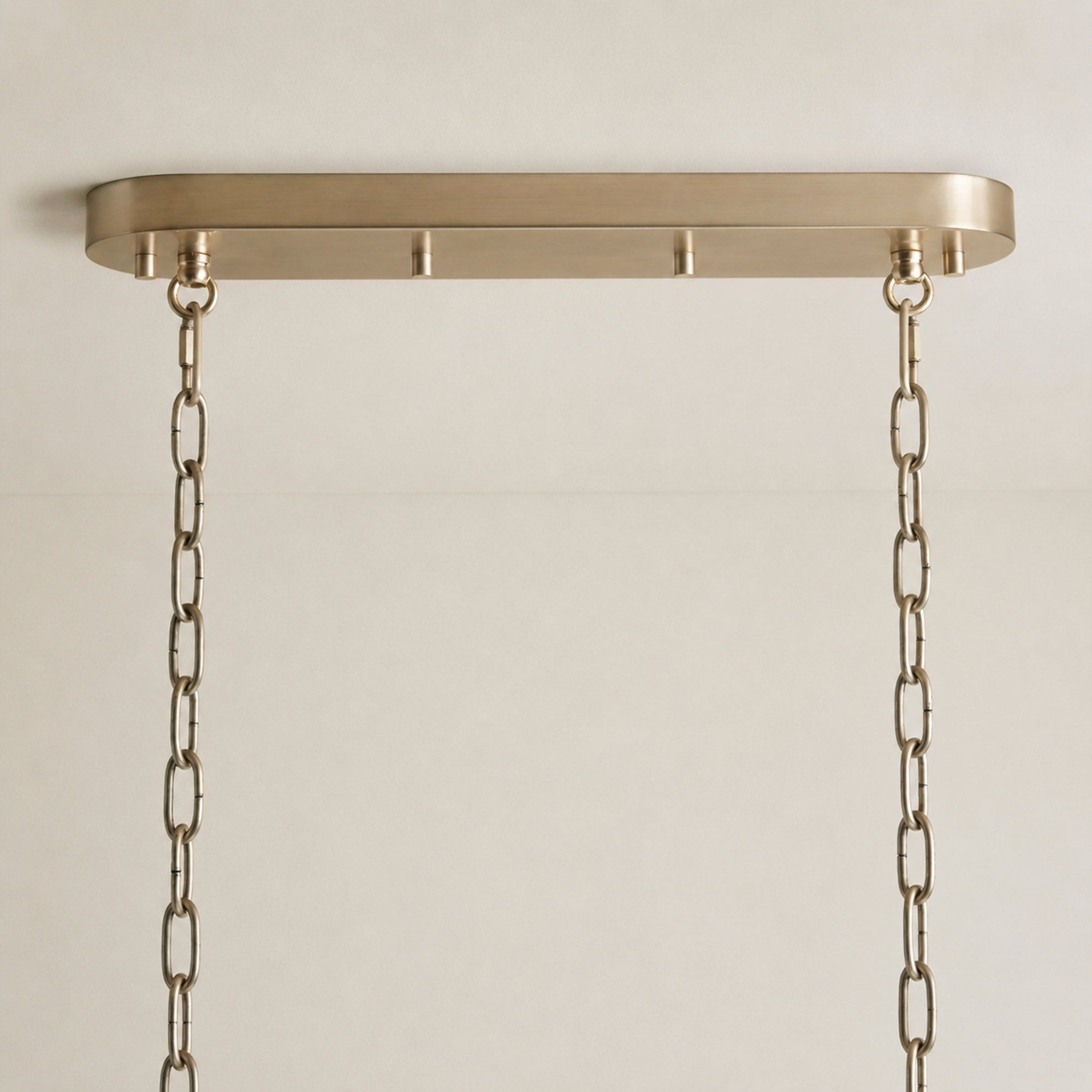 Neve Linear Chandelier