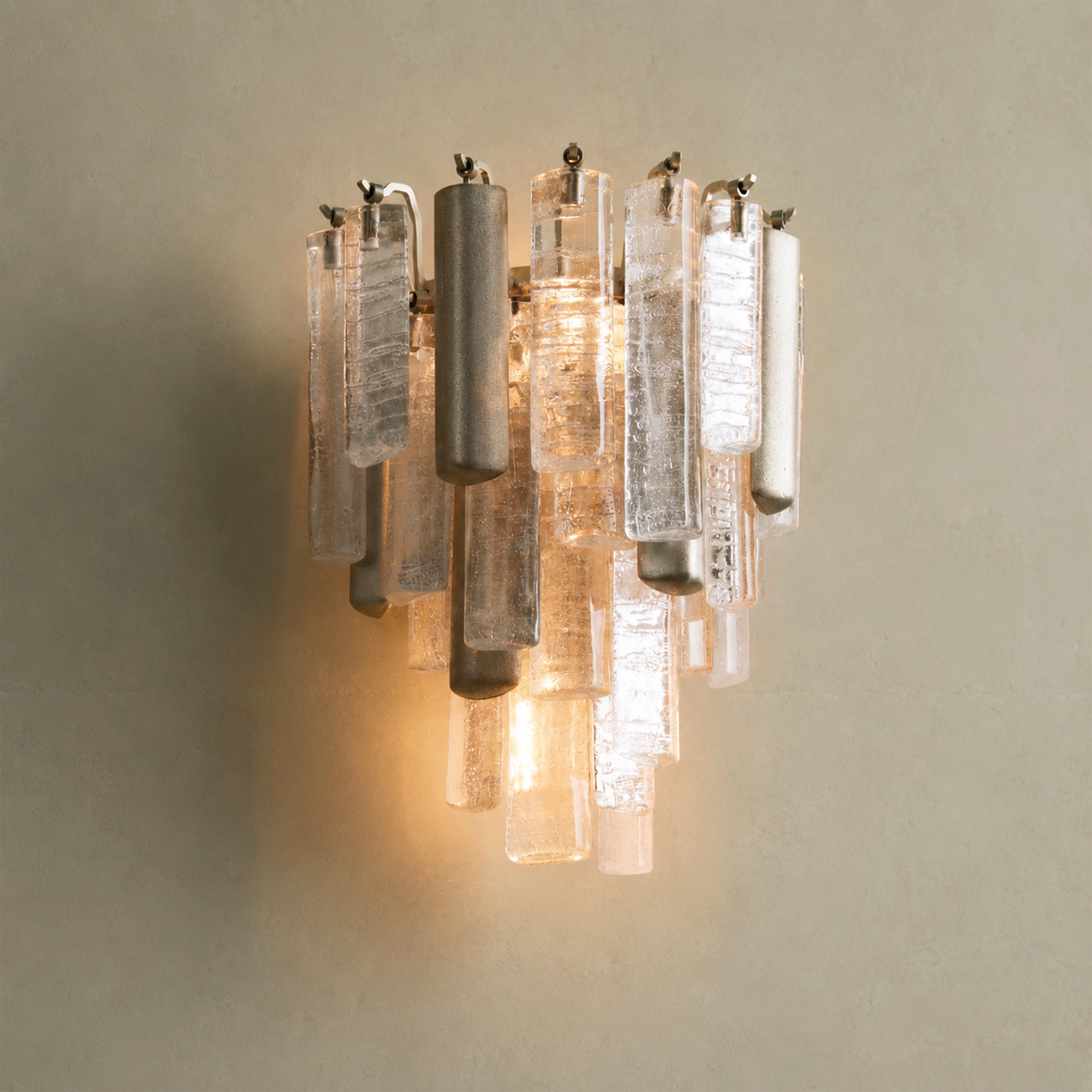 Neve Sconce
