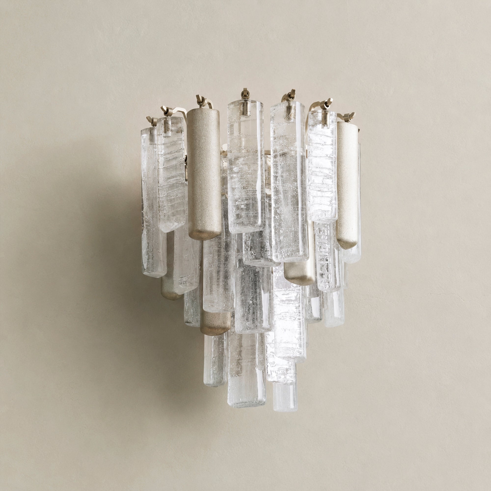 Neve Sconce
