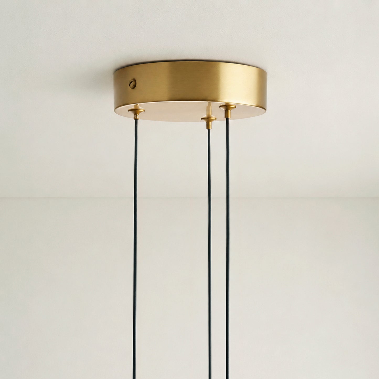 Soltaire Cluster Pendant