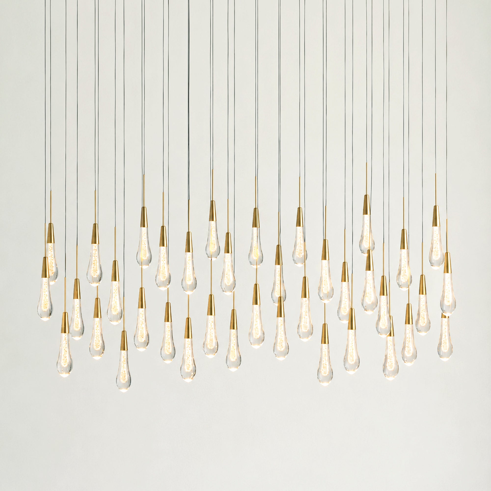 Soltaire Glass Linear Chandelier