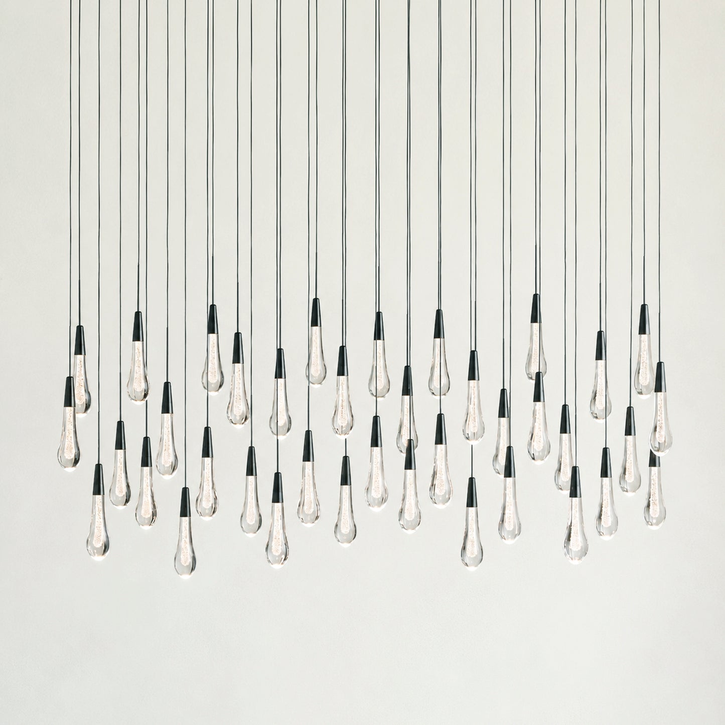 Soltaire Glass Linear Chandelier
