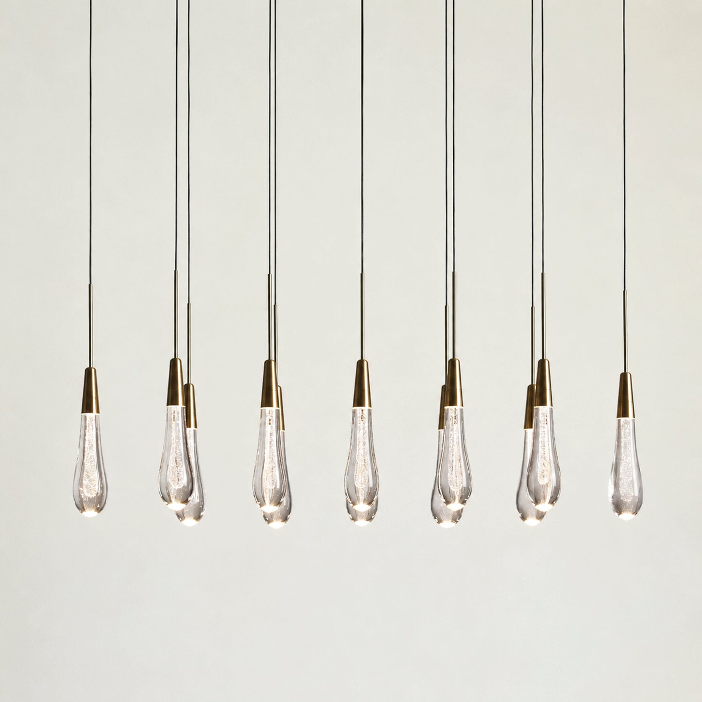 Soltaire Glass Linear Chandelier