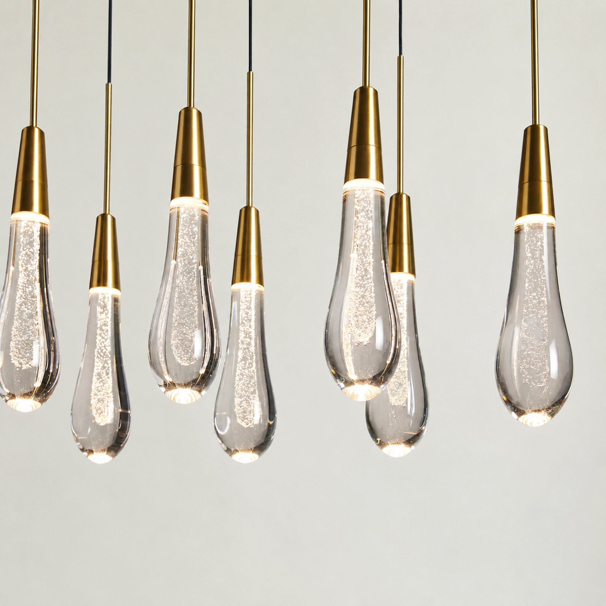 Soltaire Glass Linear Chandelier