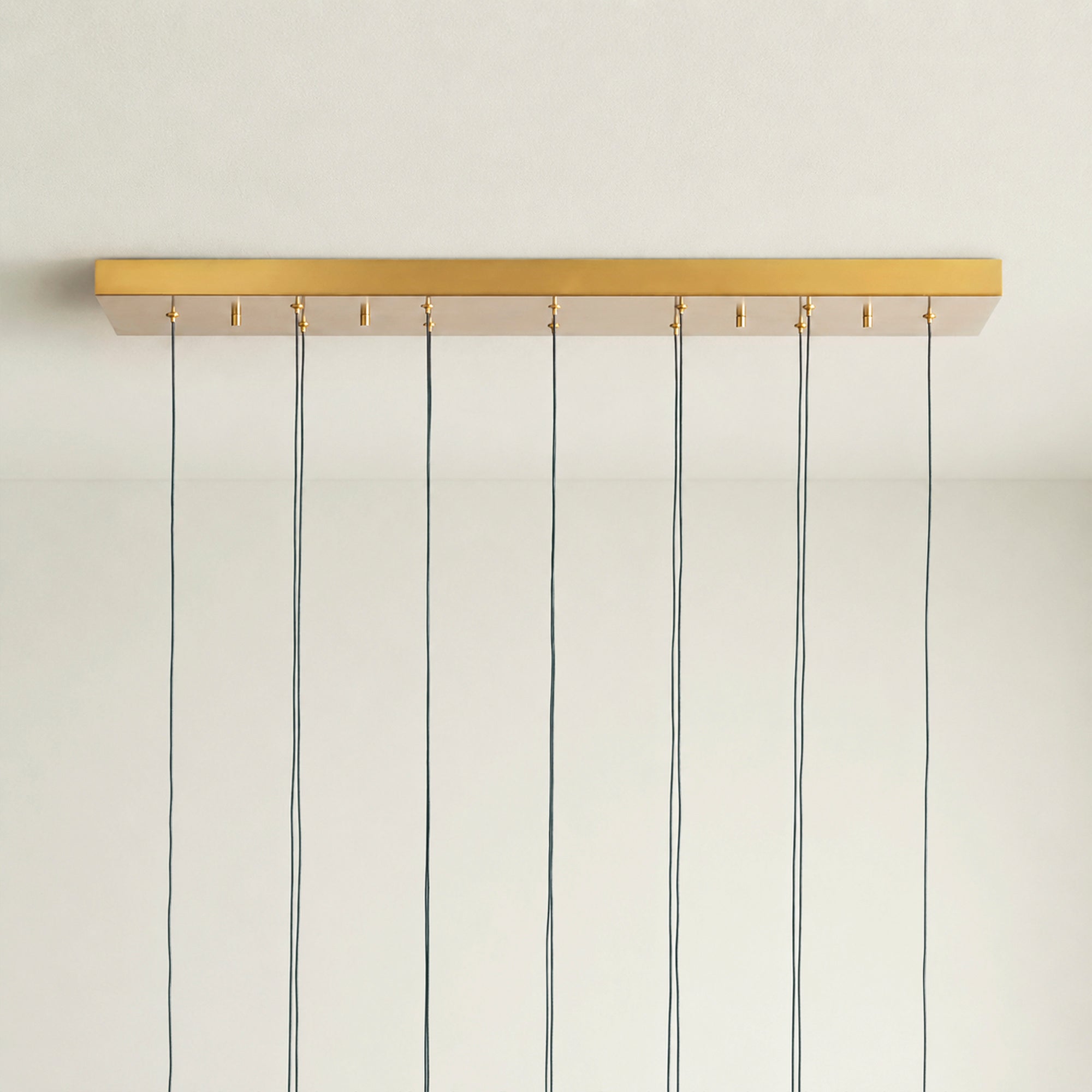 Soltaire Glass Linear Chandelier