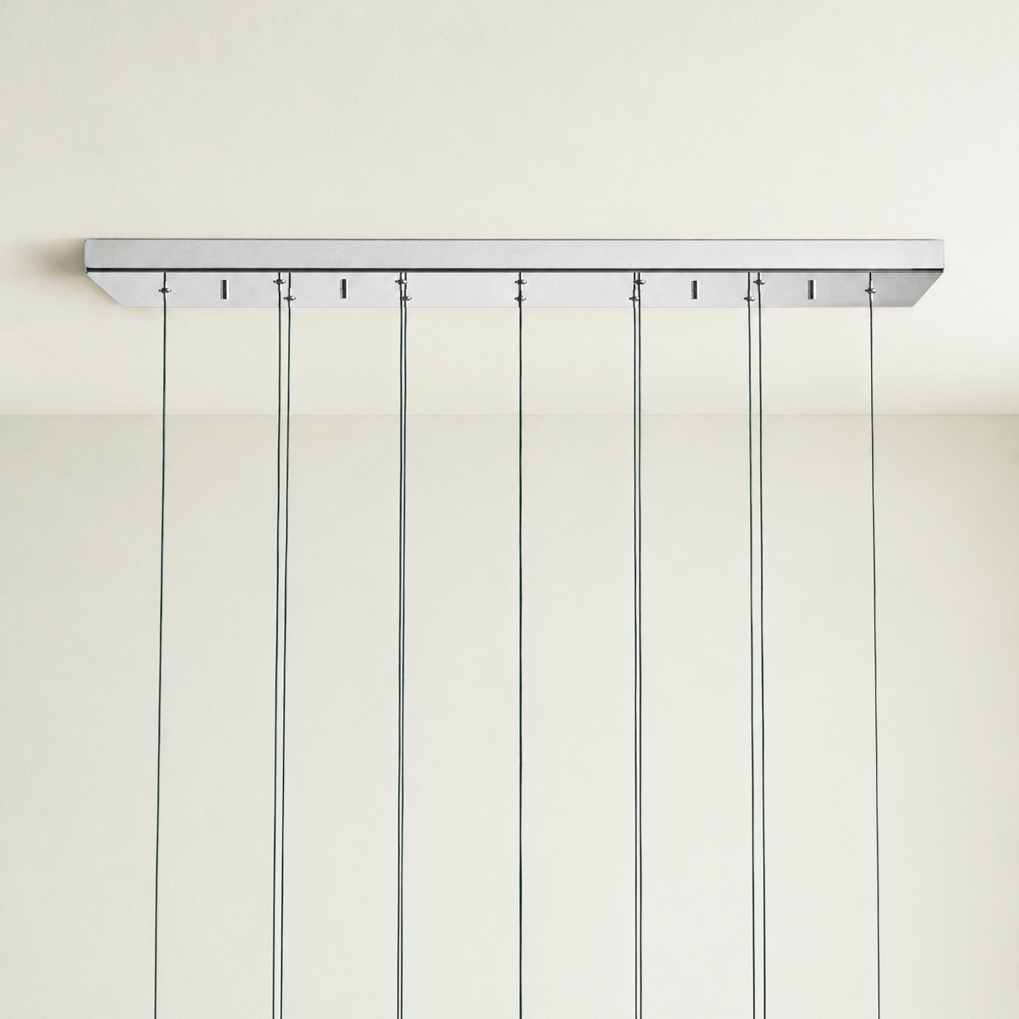 Soltaire Glass Linear Chandelier