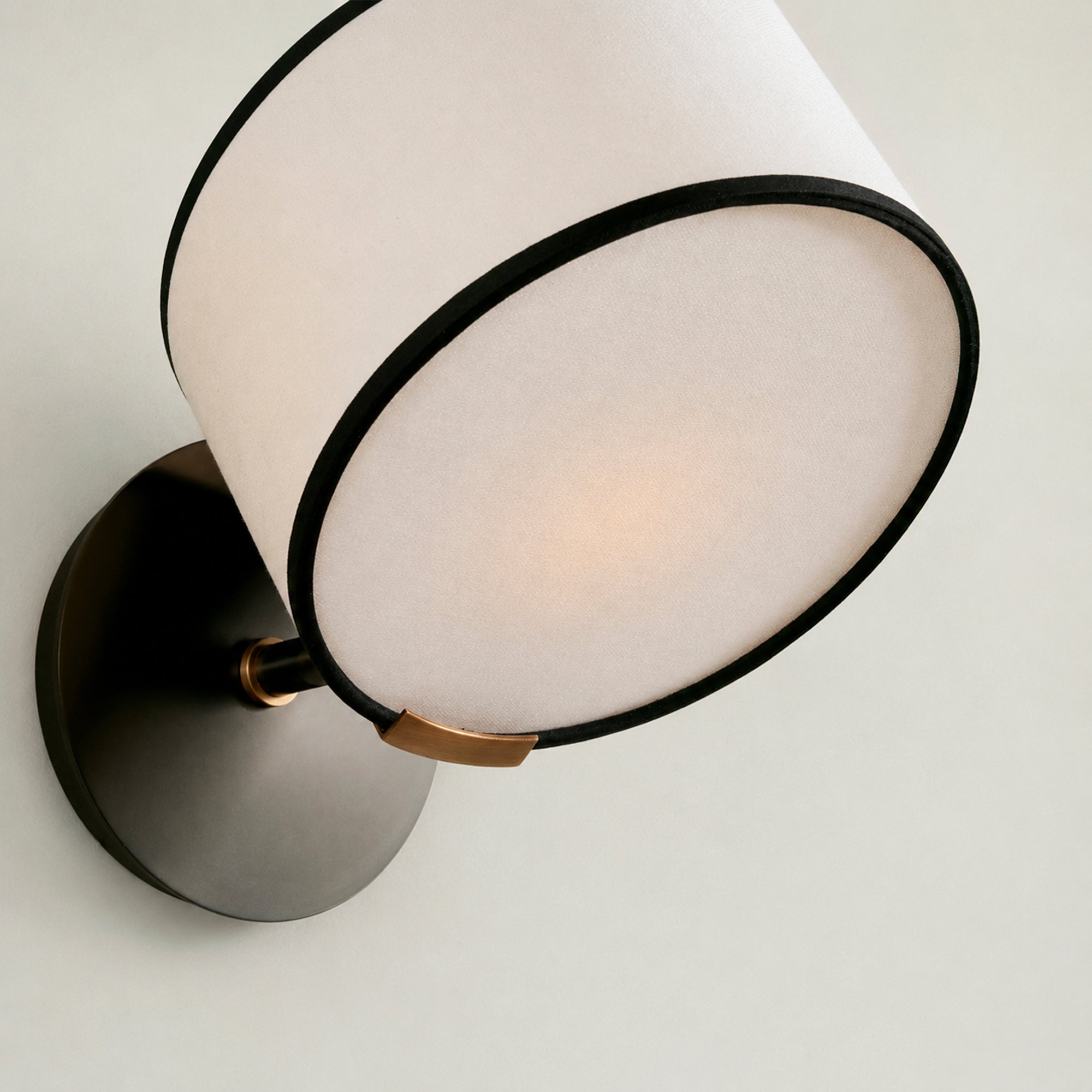 Daphne Sconce