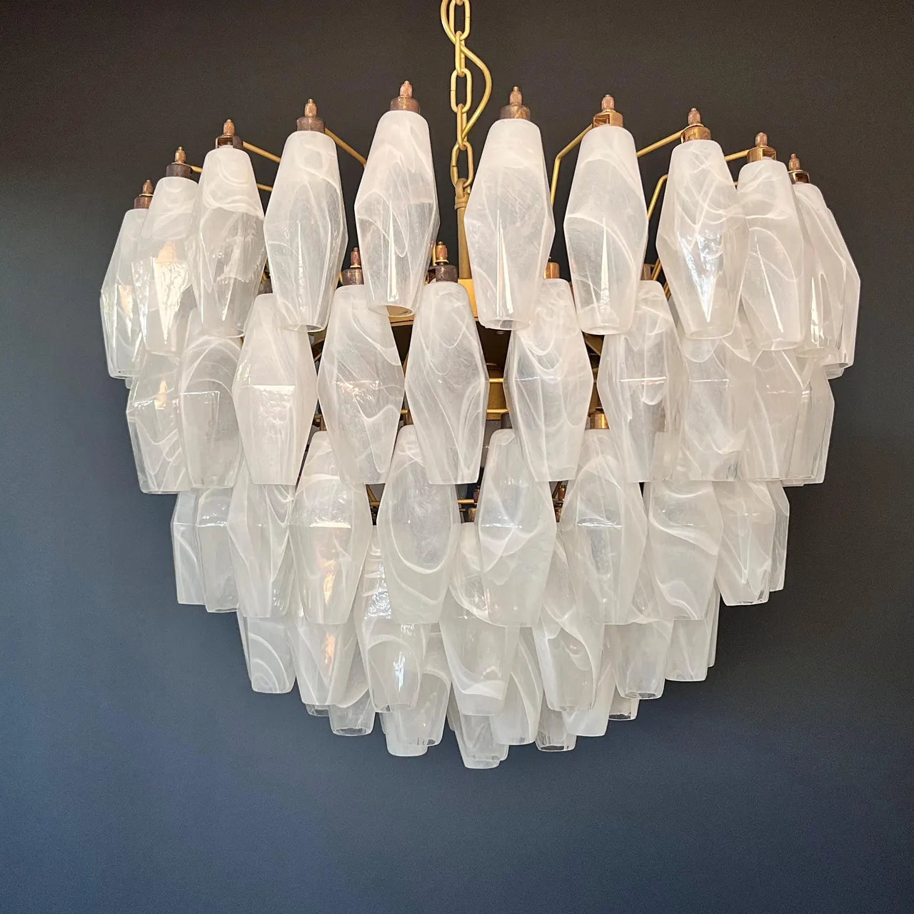 Verona White Alabaster Glass Round Chandelier 26" – 111 glass