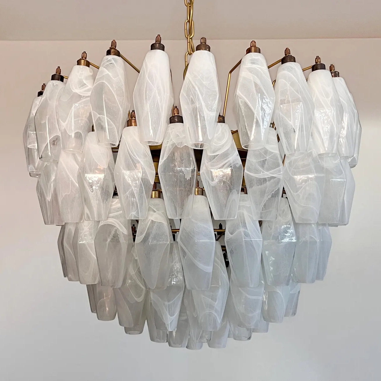 Verona White Alabaster Glass Round Chandelier 26" – 111 glass