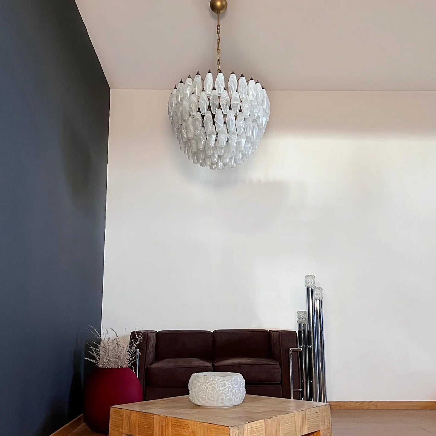 Verona White Alabaster Glass Round Chandelier 26" – 111 glass