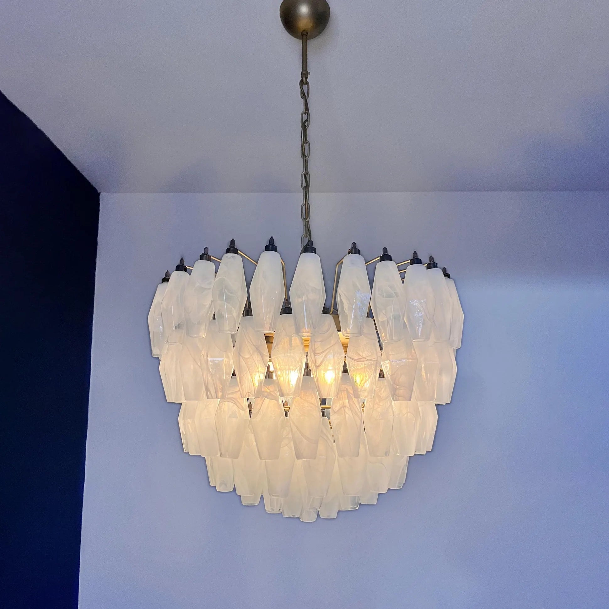 Verona White Alabaster Glass Round Chandelier 26" – 111 glass