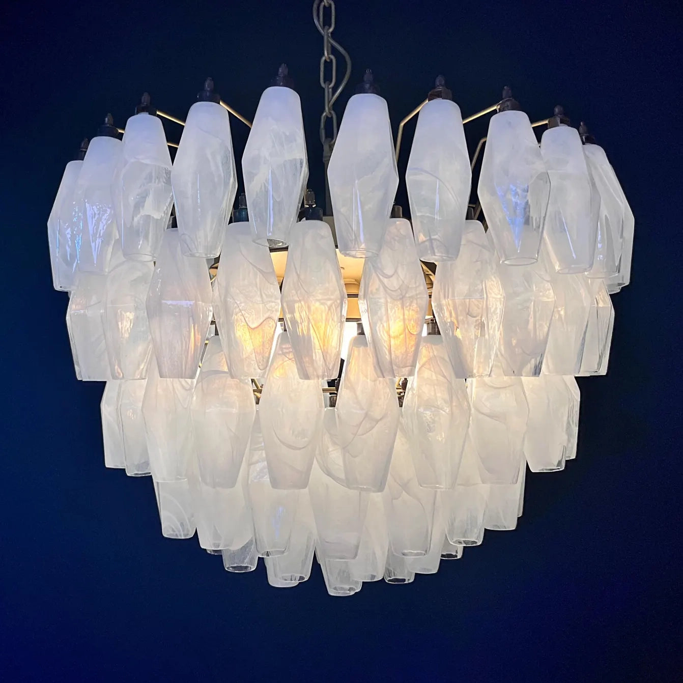 Verona White Alabaster Glass Round Chandelier 26" – 111 glass