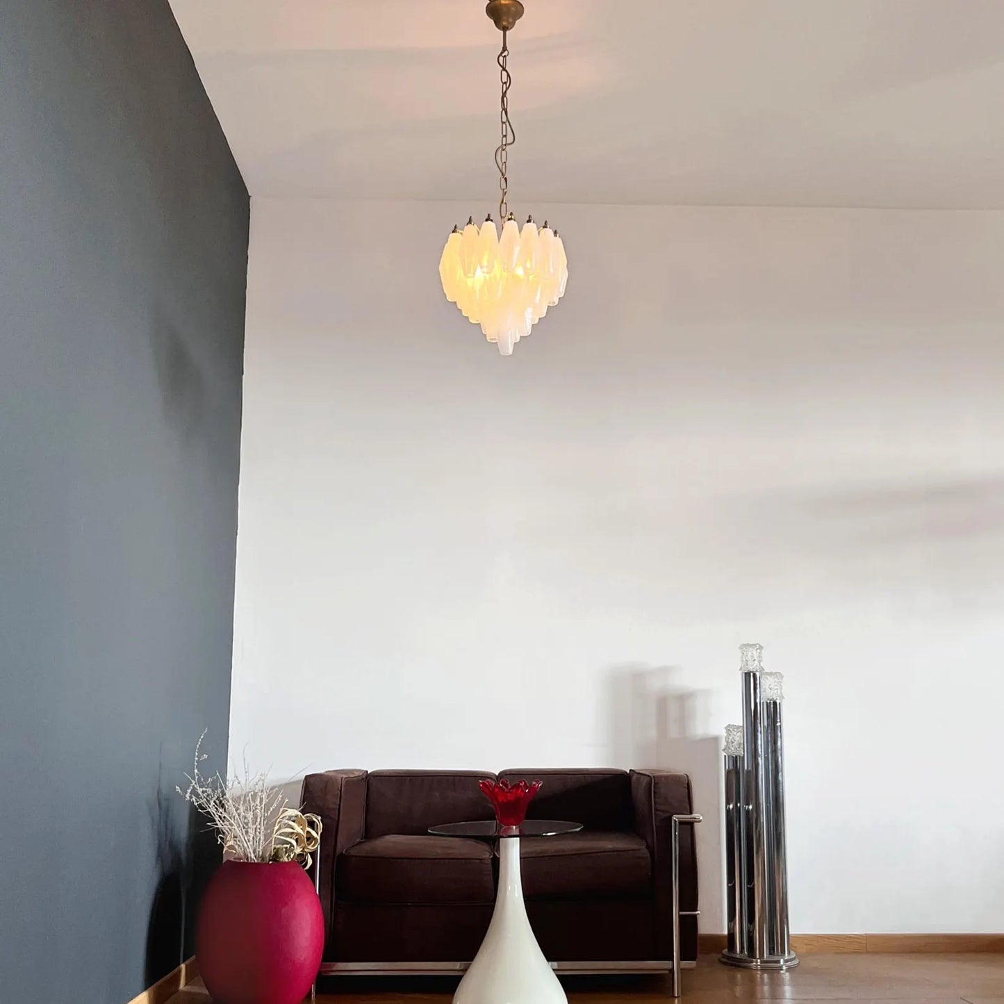 Verona White Alabaster Glass Round Chandelier 14" – 32 glass