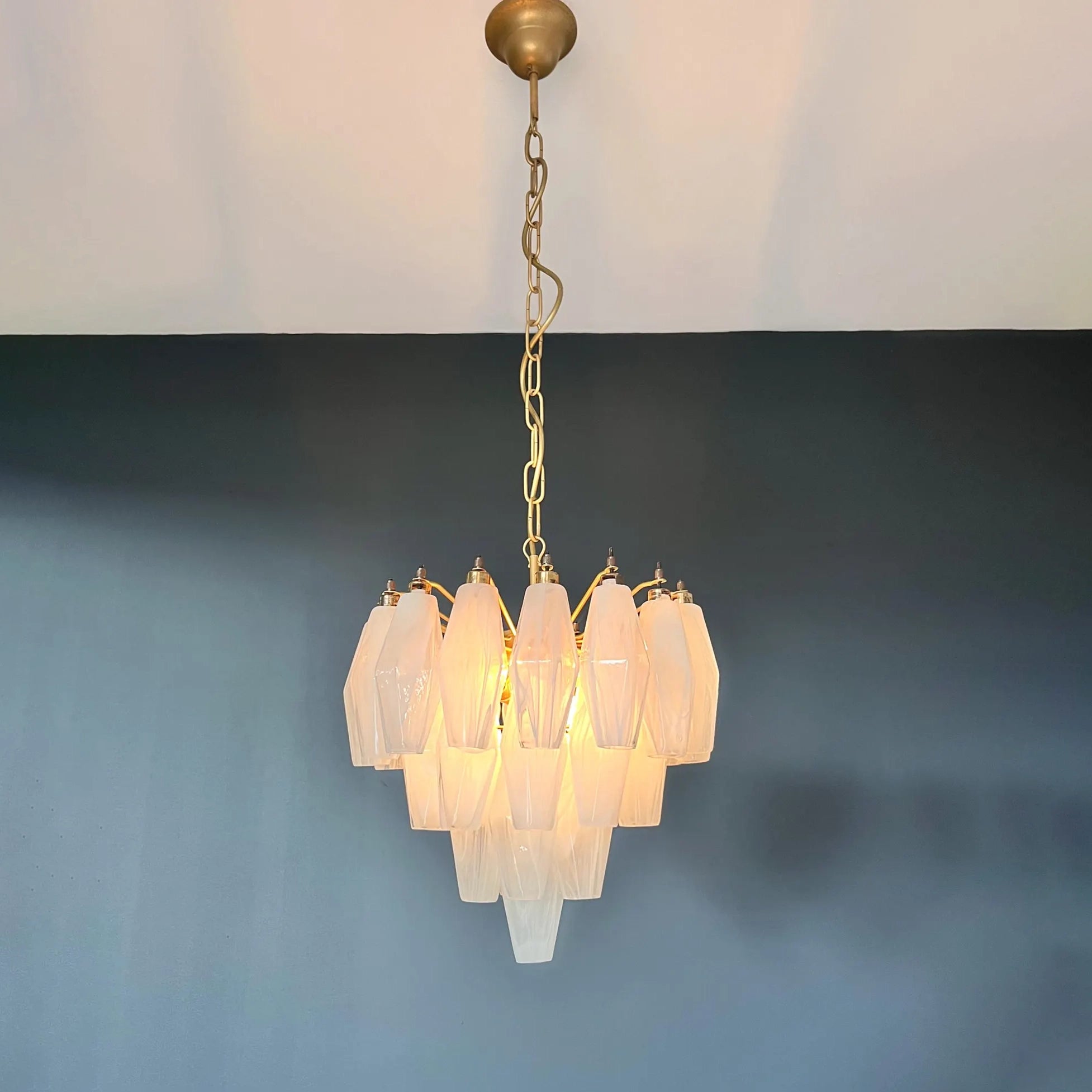 Verona White Alabaster Glass Round Chandelier 14" – 32 glass