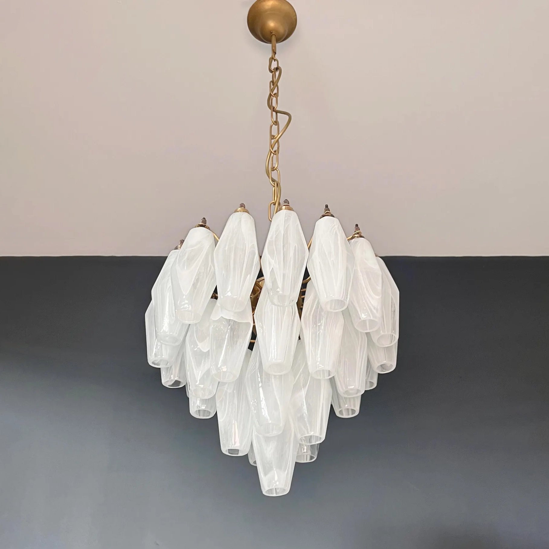 Verona White Alabaster Glass Round Chandelier 14" – 32 glass