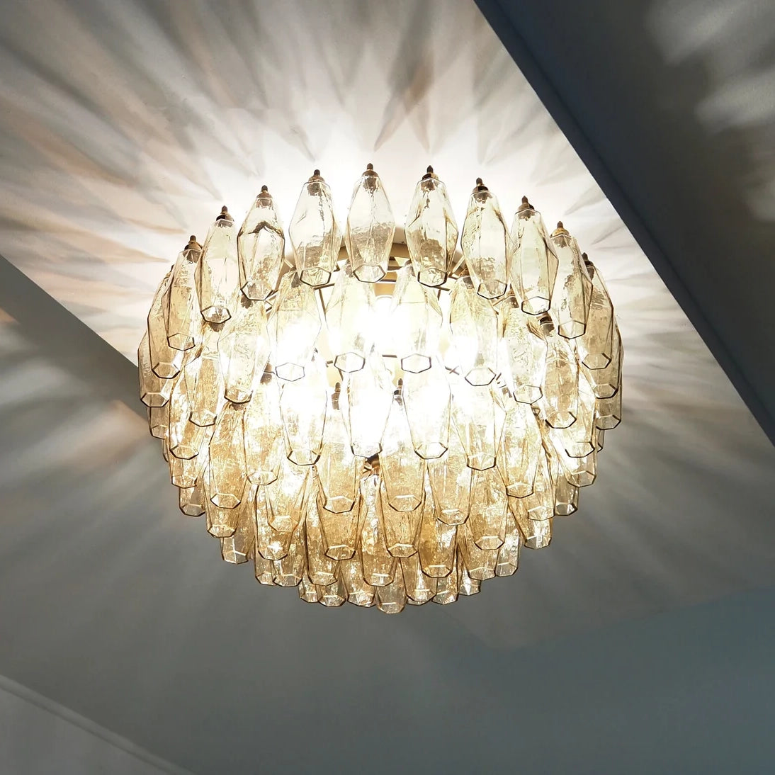 Verona Round Flushmount 24" - 84 Glass Smoked