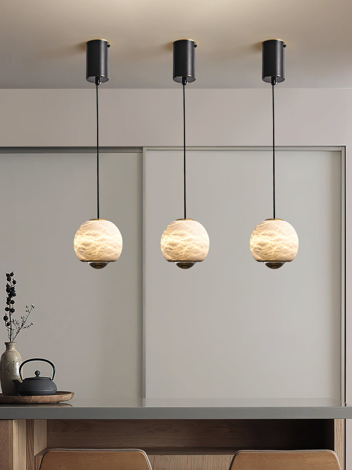 Ferox Alabaster Pendant Light