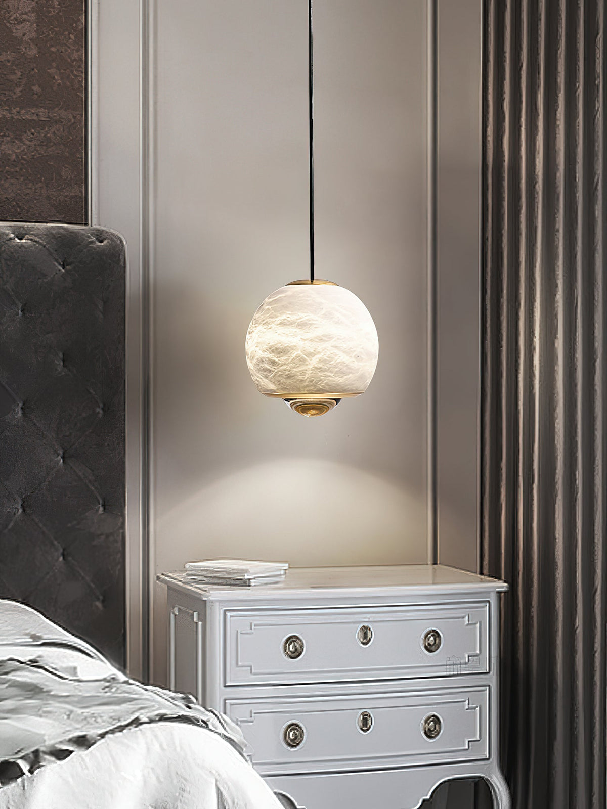 Ferox Alabaster Pendant Light