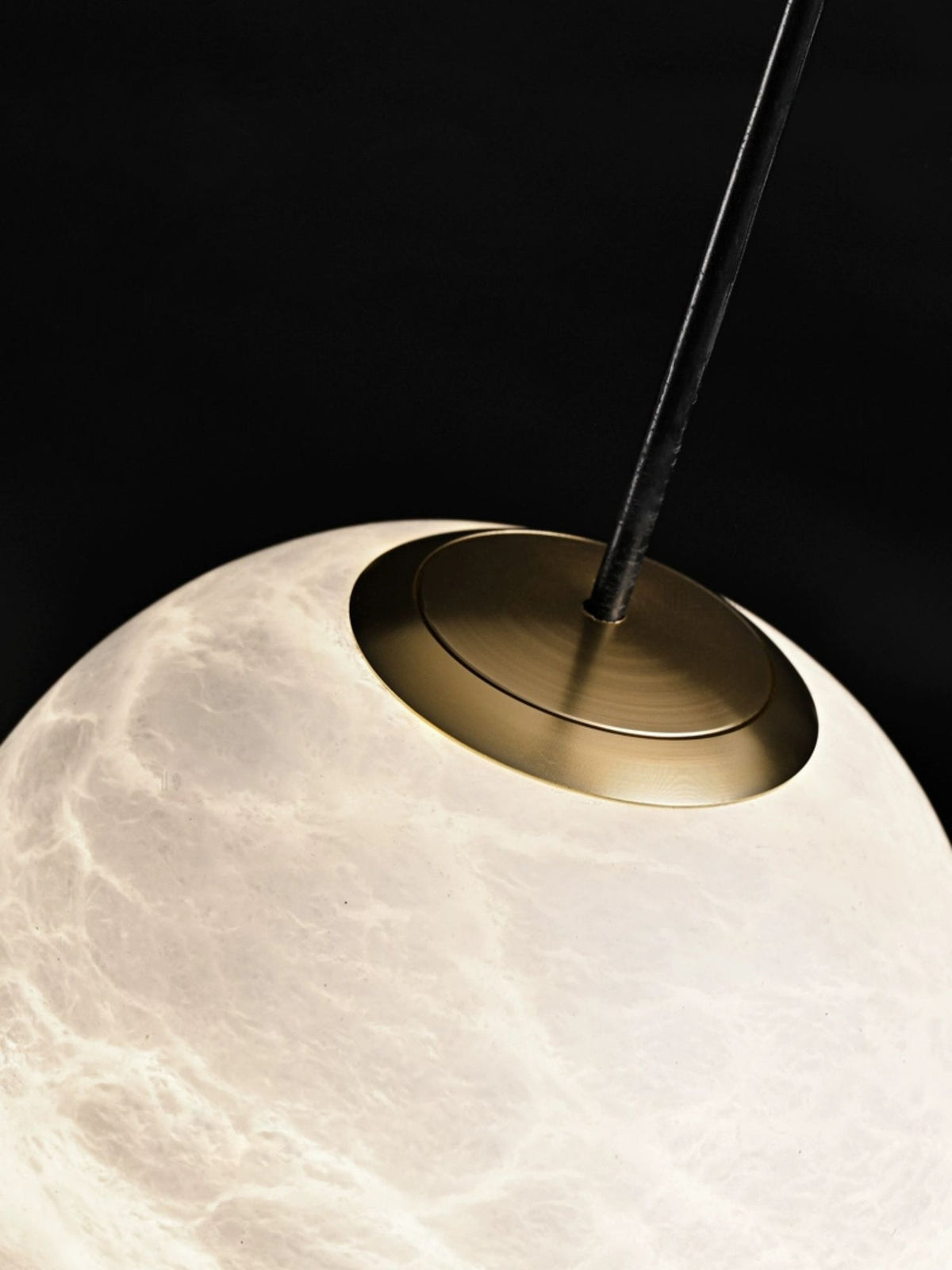 Ferox Alabaster Pendant Light