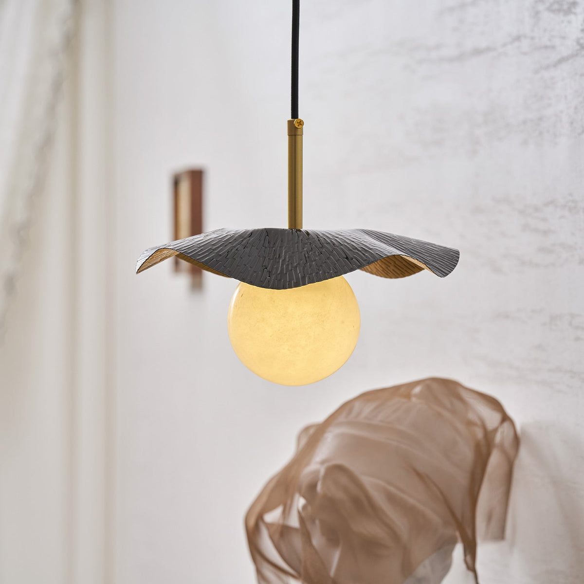 Montera Alabaster Pendant Light