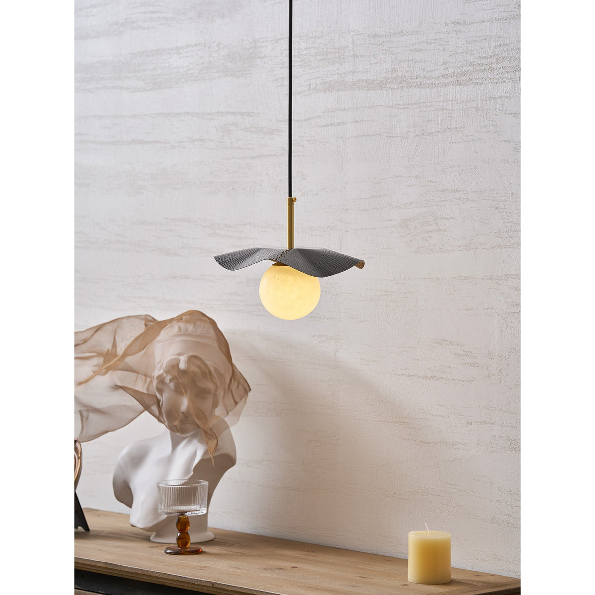 Montera Alabaster Pendant Light