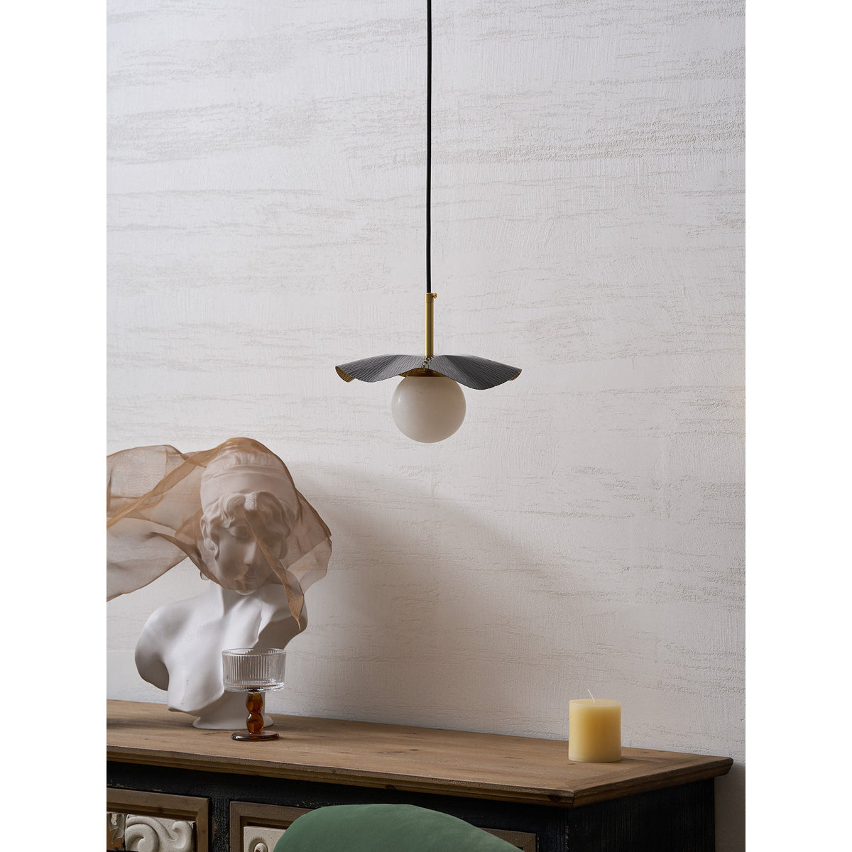 Montera Alabaster Pendant Light