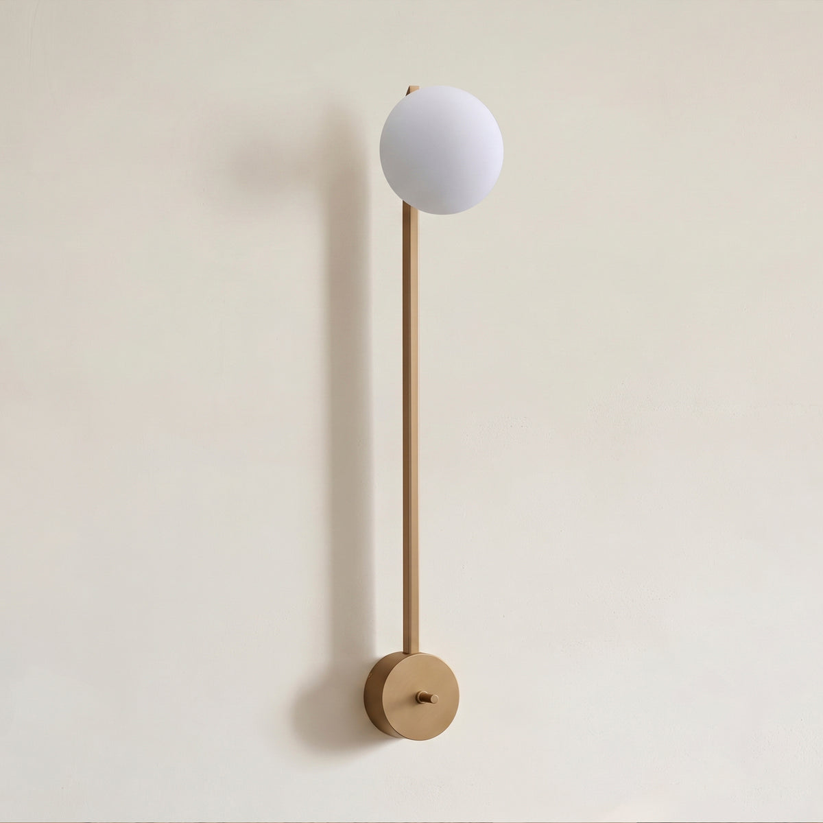 Costella Grand Sconce