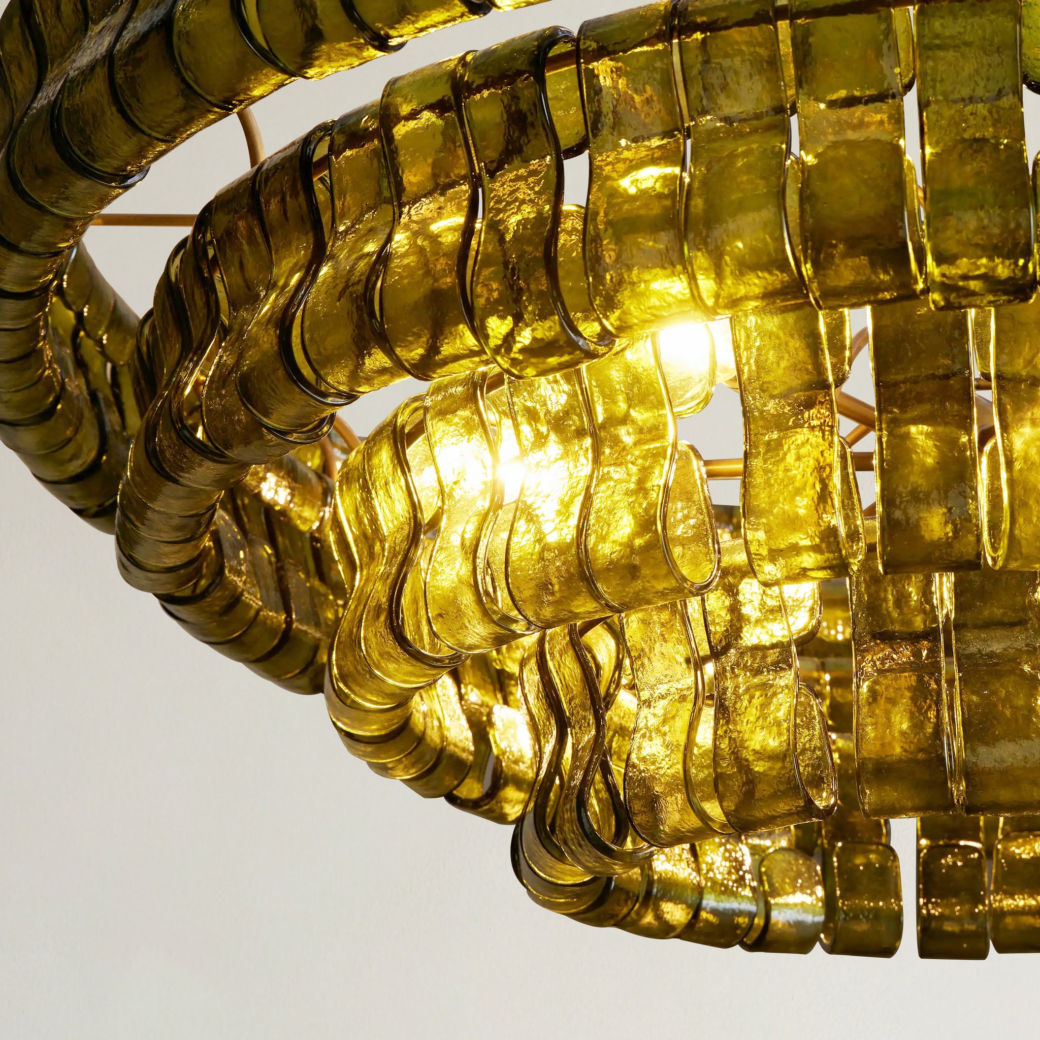 Ghiaccio 4-Tier Round Chandelier 36"